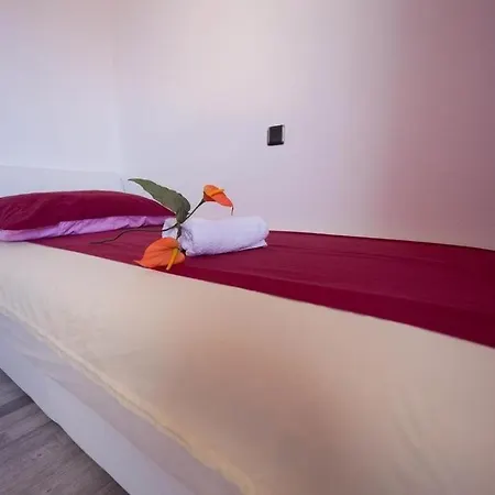 Pensión Aladino 3*